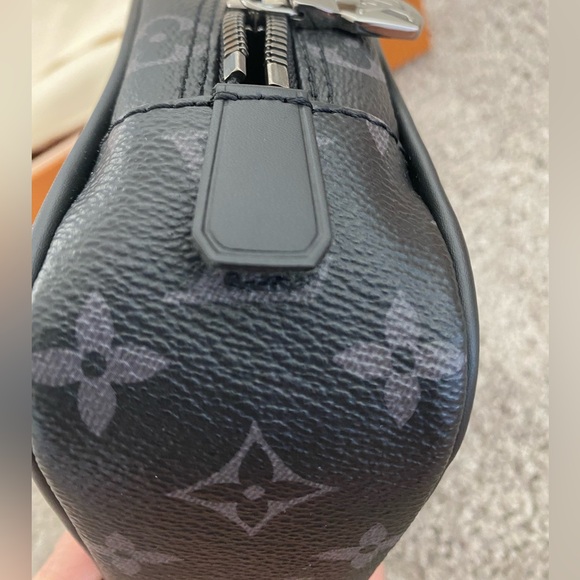 Louis Vuitton Toilet Pouch PM Monogram Eclipse Canvas - Picture 3 of 14